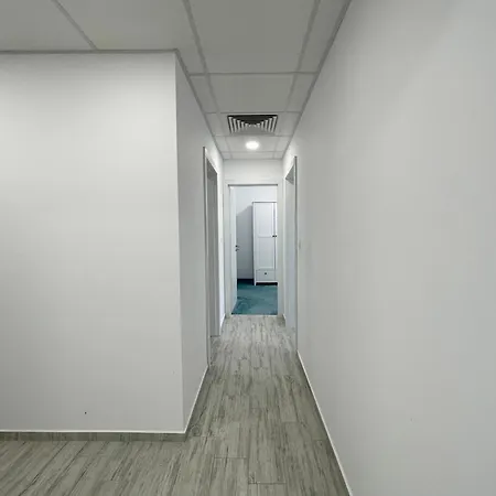 Peter House - Free Parking * ساني بيتش